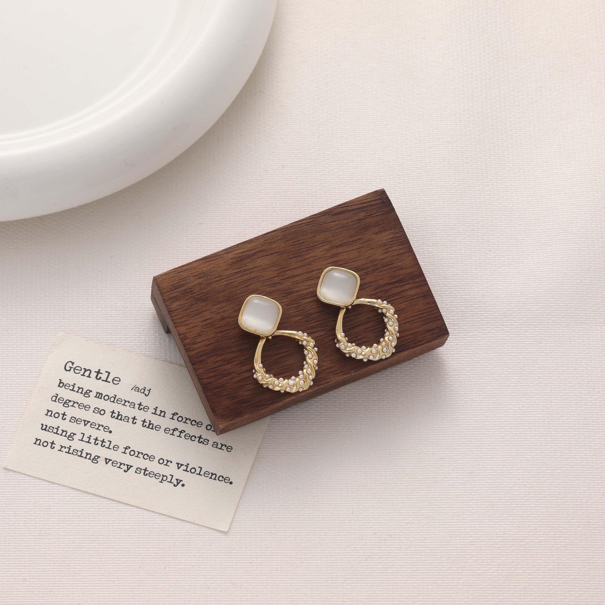 Cat Eyes Earrings1025
