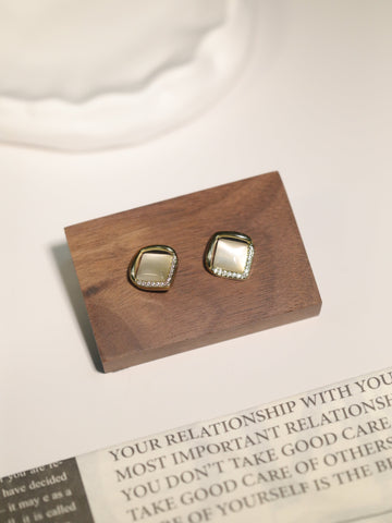 Cat Eyes Earrings1021