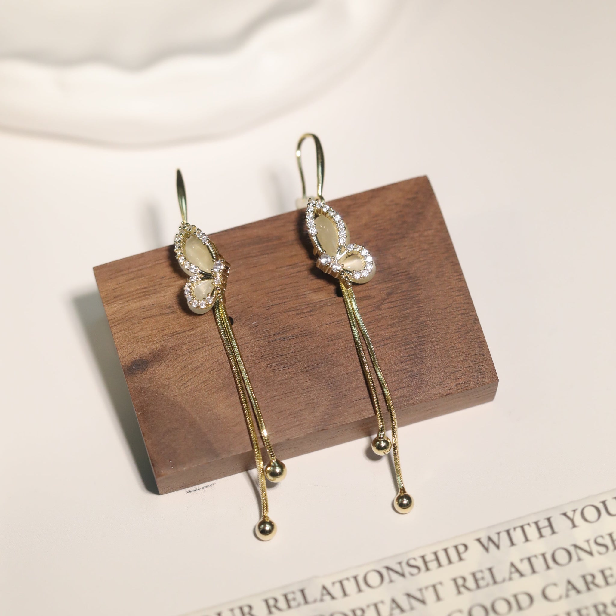 Cat Eyes Earrings1020