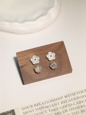 Zirconia Earrings1022