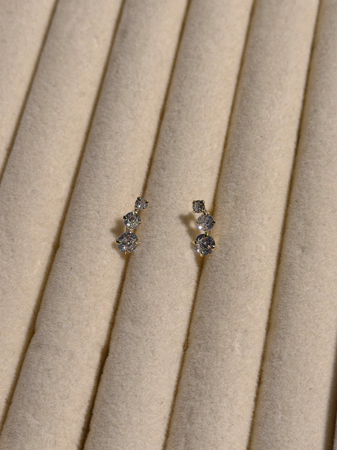 Zirconia Earrings 3210